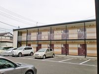 レオパレスウエストプラザ愛子 駐車場