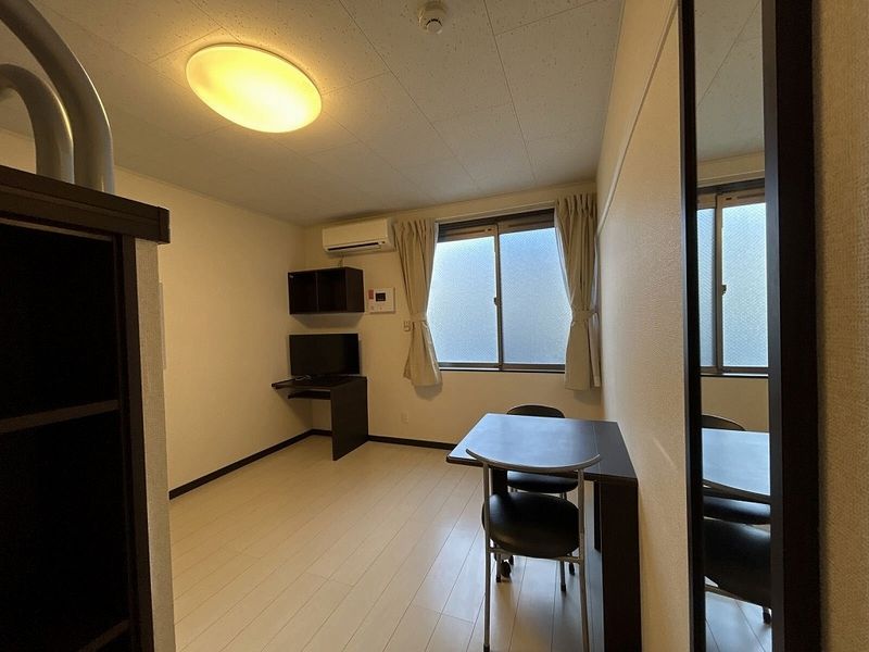 LEONEXT Ren Living room