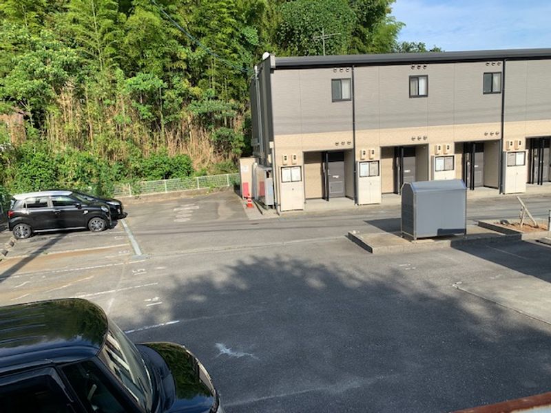 レオパレスあかつき 駐車場