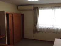 レオパレスカタソネ 居間