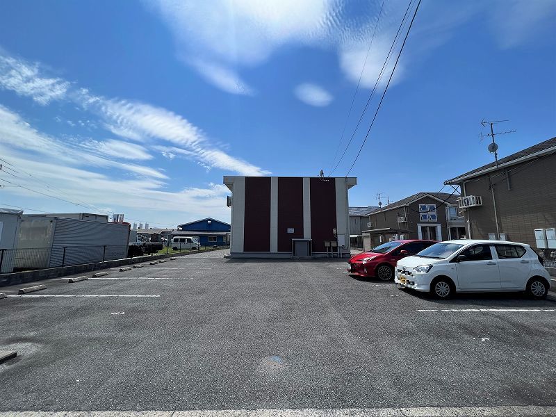レオネクストＳｉｄｅＢｅａｃｈ 駐車場