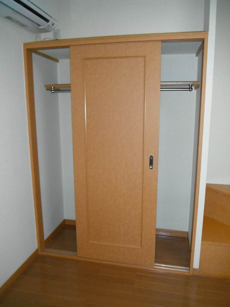 レオパレスイン 収納