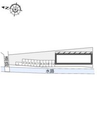 レオパレスメゾン津高 駐車場