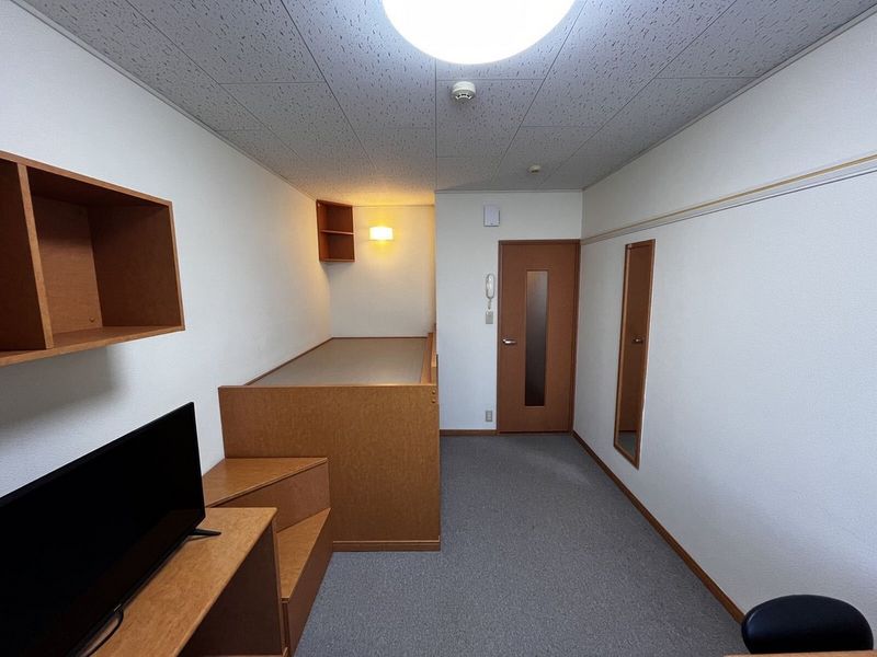 レオパレスエクレール藤塚 居間