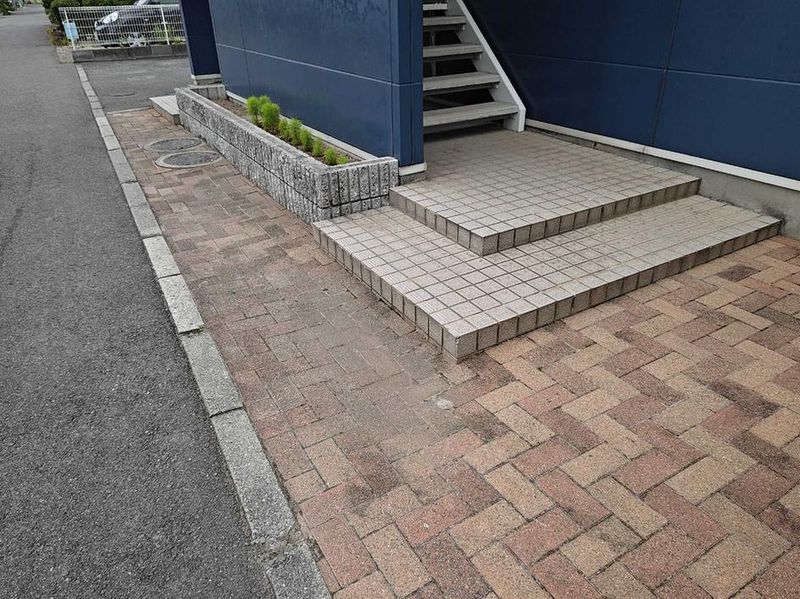 レオパレスＭｏｎｔＰｉａｎｎｅ エントランス