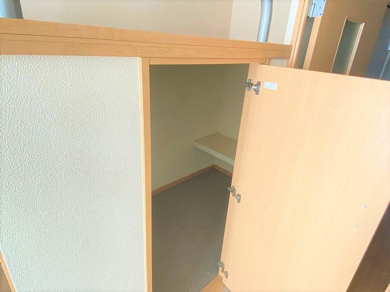 レオパレスふじ 収納