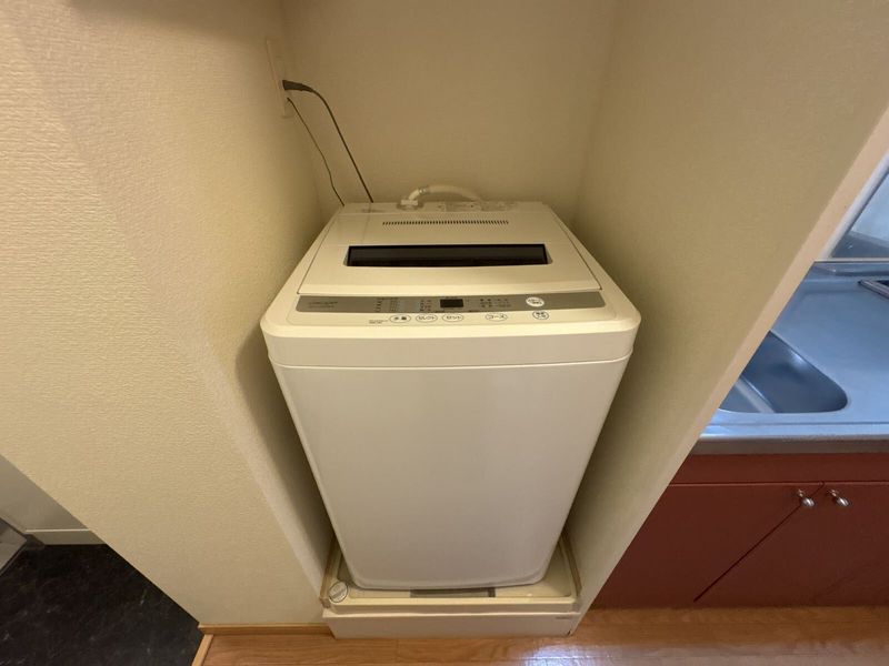 leopalace Selorm B Other