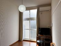 レオパレス三鷹深大寺 居間