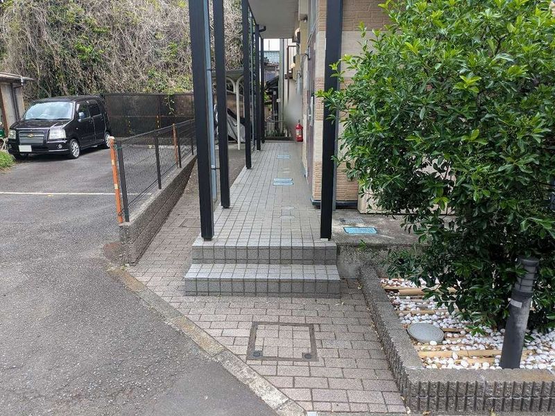 レオパレスシャトーレ　雅 エントランス