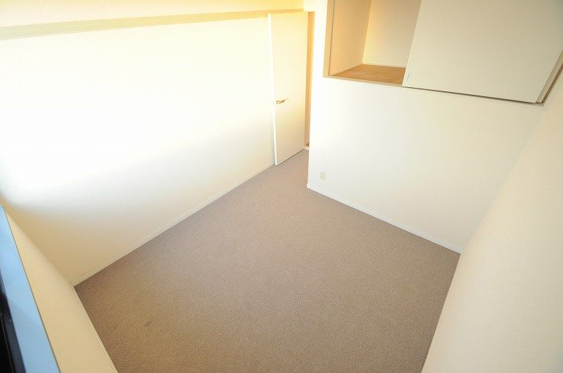レオパレスサニーヒル 居間