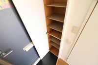 レオパレスライフタナカ 玄関