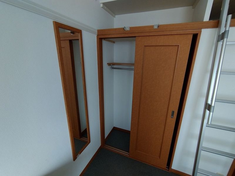 レオパレスＮＡＧＡＳＡＷＡ 収納