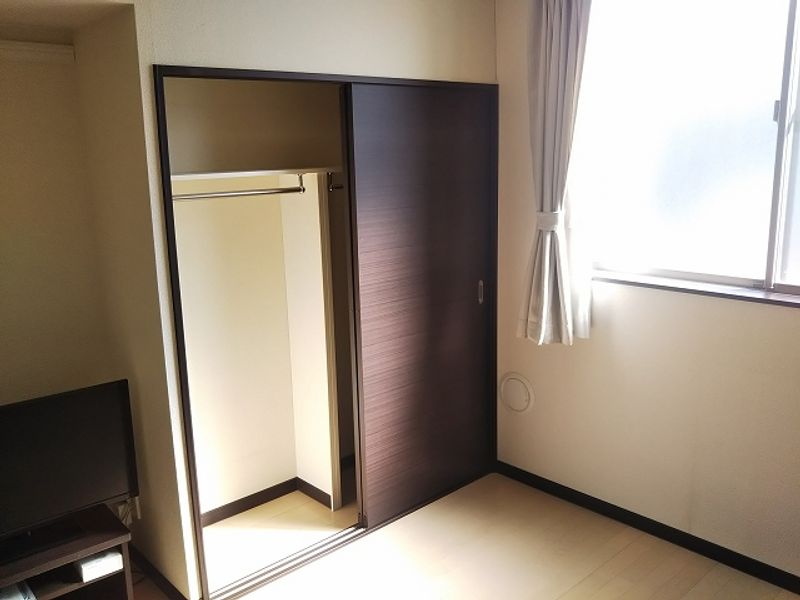 レオネクストカロータＮ　２番館 収納