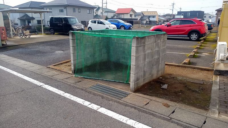 レオパレスＫＳ 駐車場