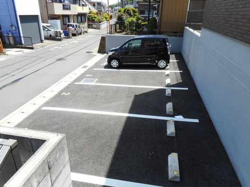 ミランダ藤 駐車場