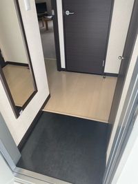 レオネクストＪＩＮ 玄関