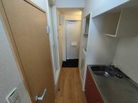 レオパレスパレス中田 玄関