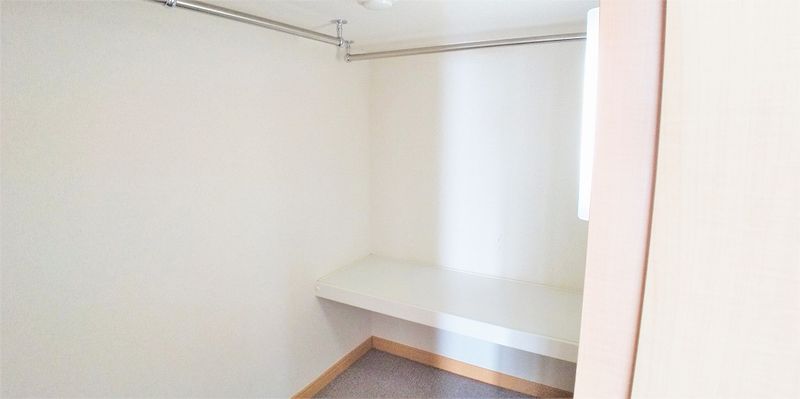 レオパレスゴールデン　ゴンタ 収納