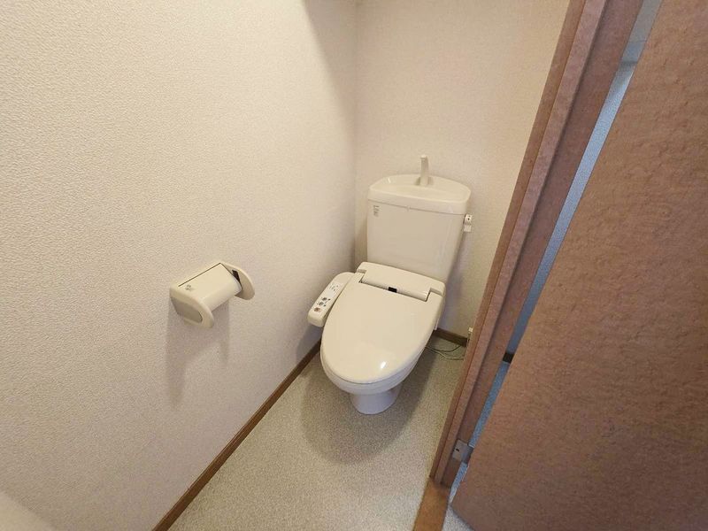 レオパレスウォーターロード トイレ
