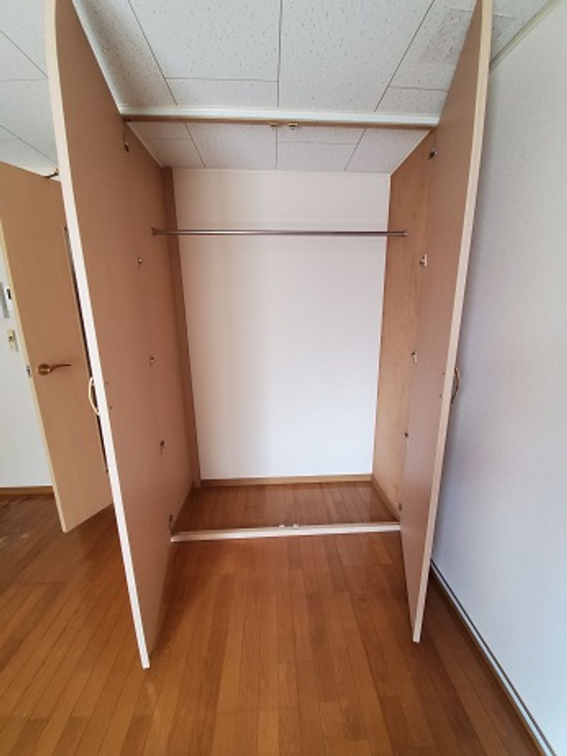 レオパレスグランツ 収納