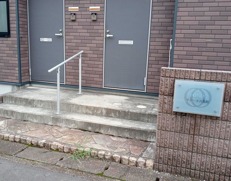 レオネクストラシーヌ弐番館 エントランス