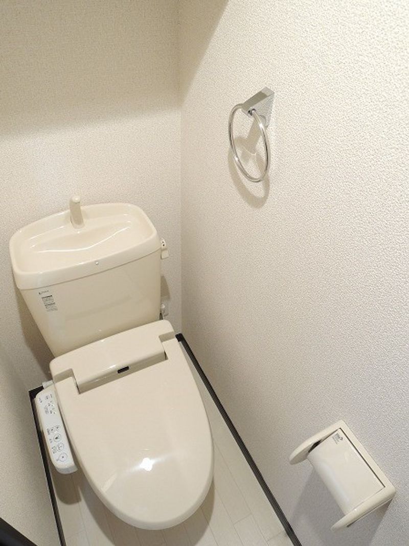 レオネクストラシーヌ弐番館 トイレ