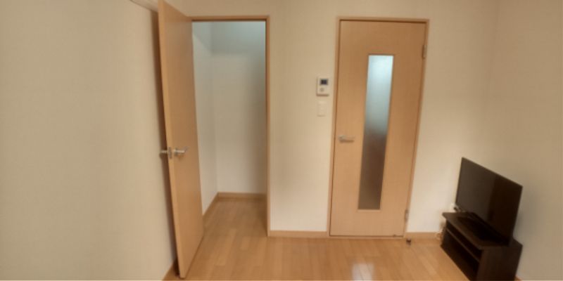 レオパレスＫＲＨフレンドⅡ 収納