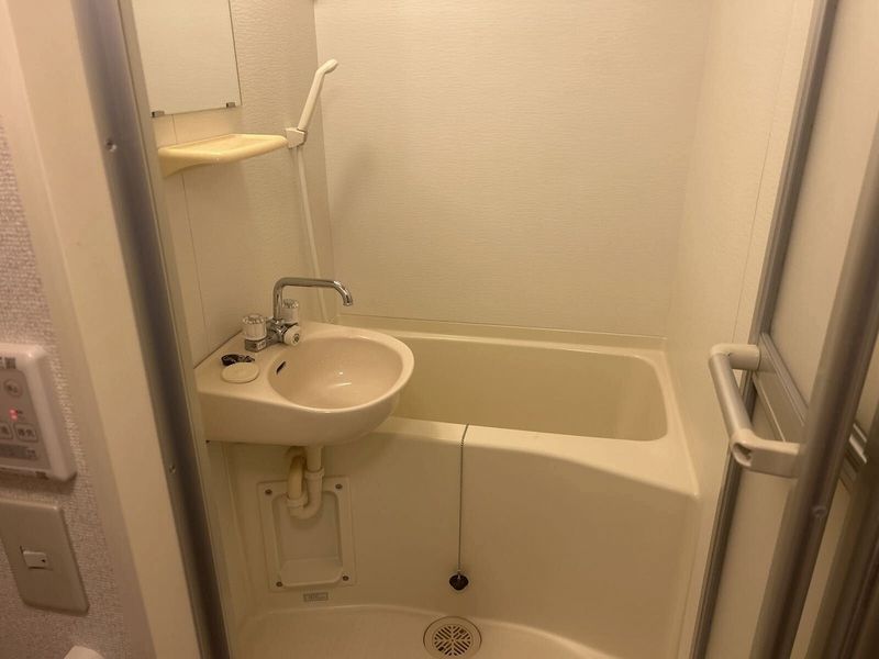 leopalace Maehara Bathroom