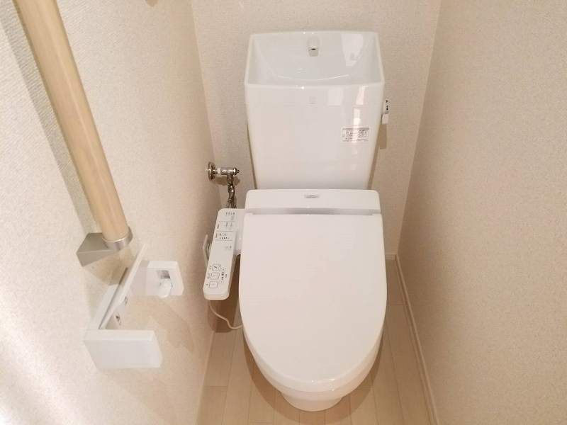 クレイノヴィラ　ヴェルテ トイレ