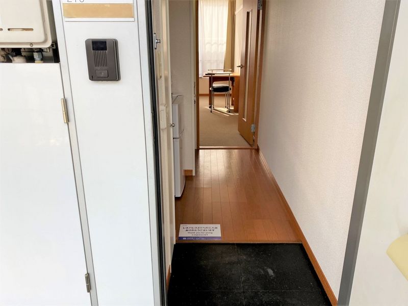 レオパレスｍｉｎｅ 玄関