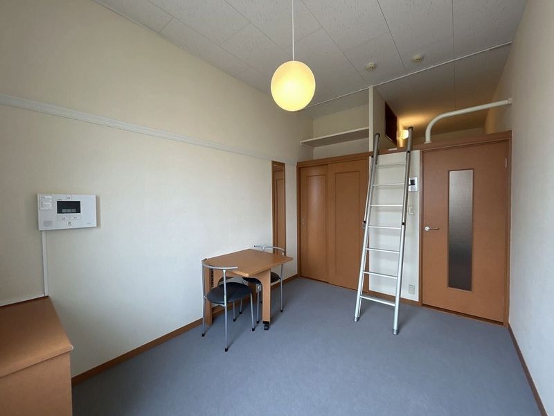 レオパレスｍｉｎｏ 居間