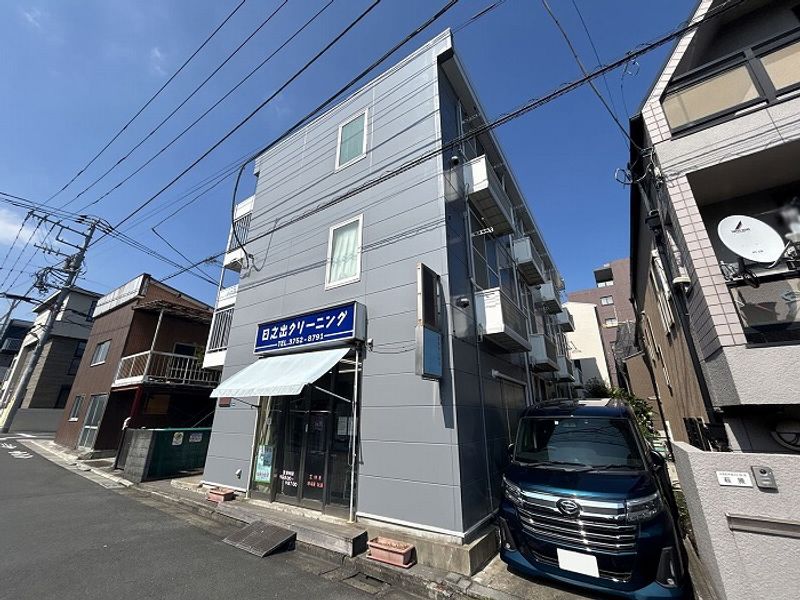レオパレス日之出 外観