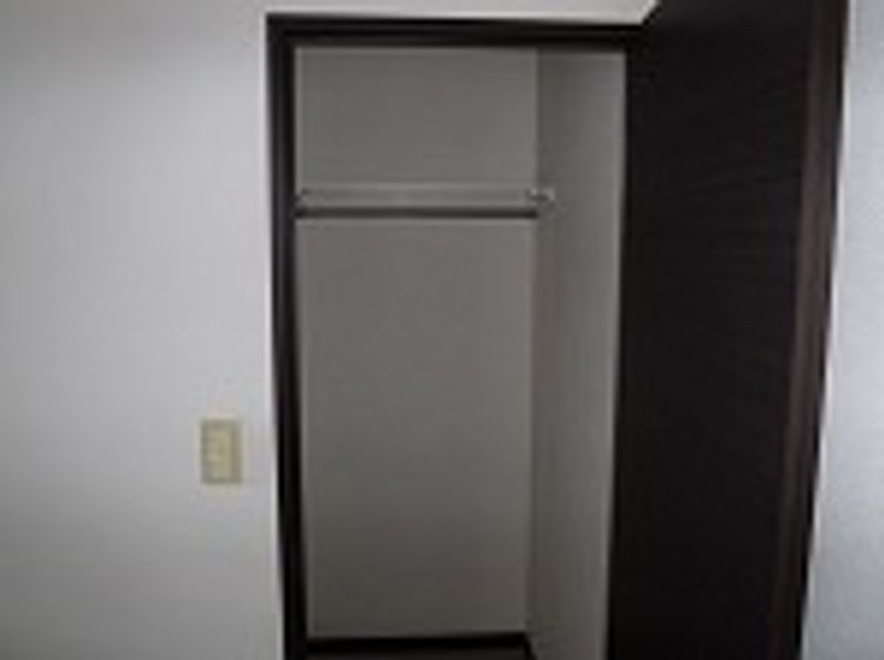 レオネクスト屋敷添 収納