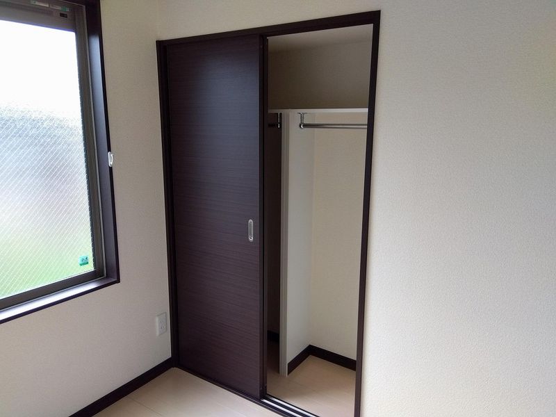 レオネクストみなとまち 収納