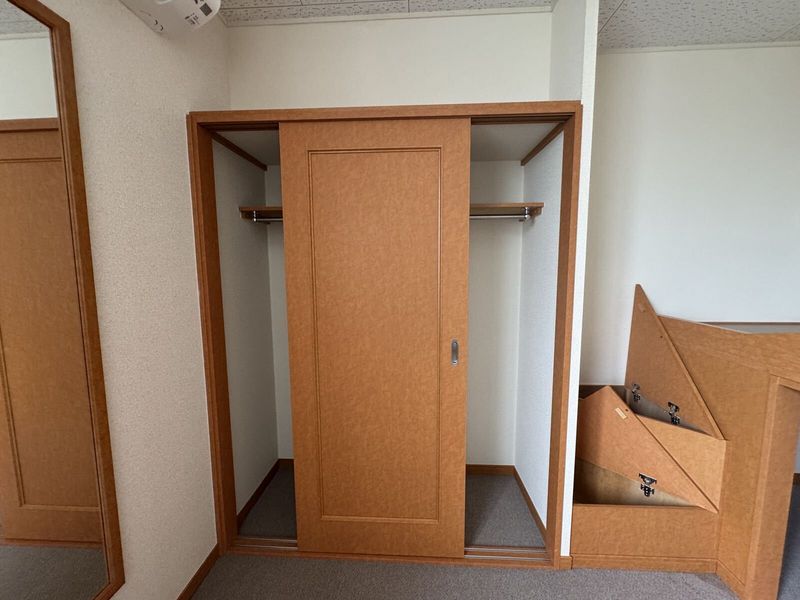レオパレス四郎丸 収納