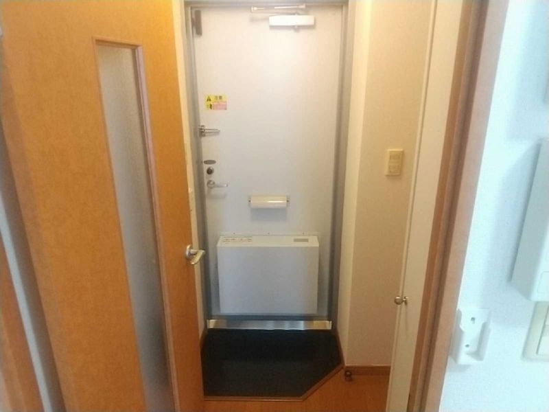 leopalace Familiar Shimosato II 玄关