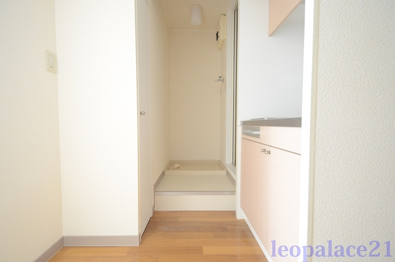 レオパレスサンローズ その他