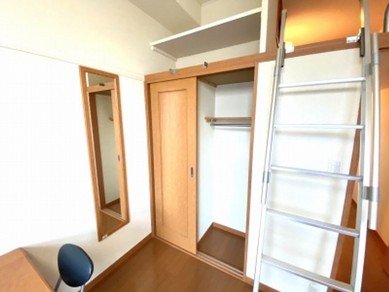 レオパレスＧ　パーク 収納