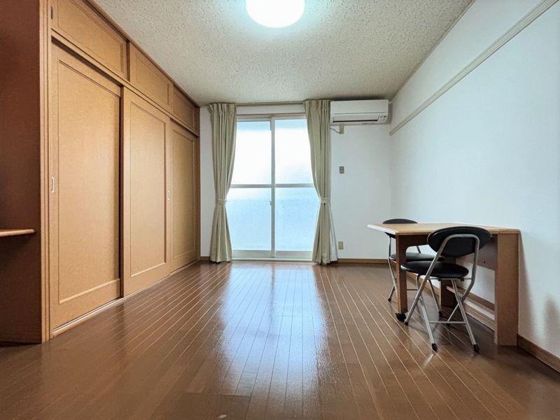 レオパレスプリメーロ 居間