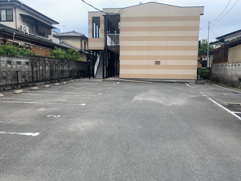 レオパレスエスティ　櫛原 undefined