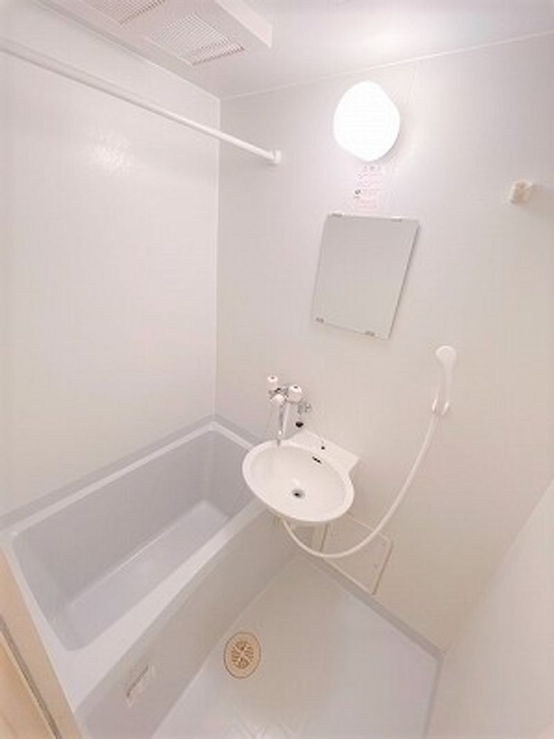 レオパレスサン　フィールド 風呂