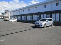 レオパレスＫＥＹＡＫＩ　Ⅱ 駐車場