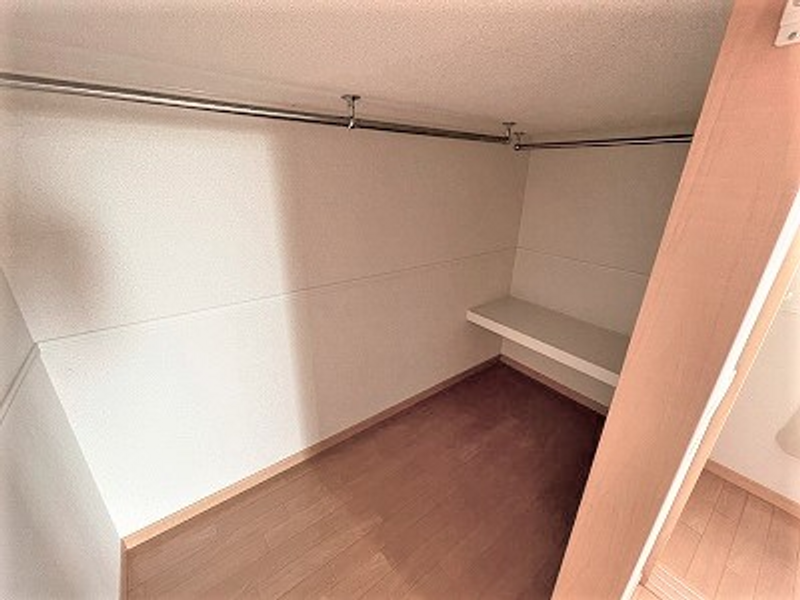 レオパレスグランティス　Ⅱ 収納