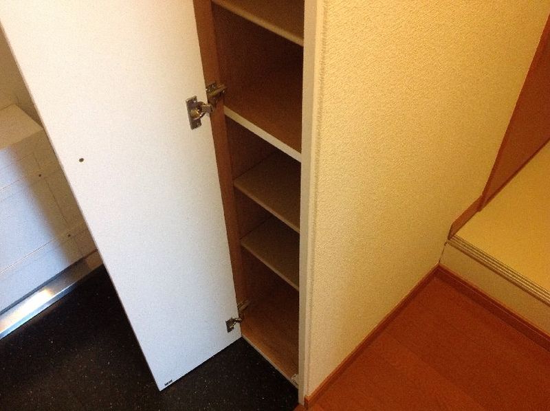 レオパレスＳＹＯＫＡＫＵ 収納