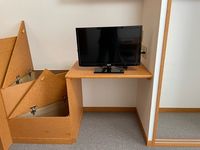 レオパレス又吉 居間