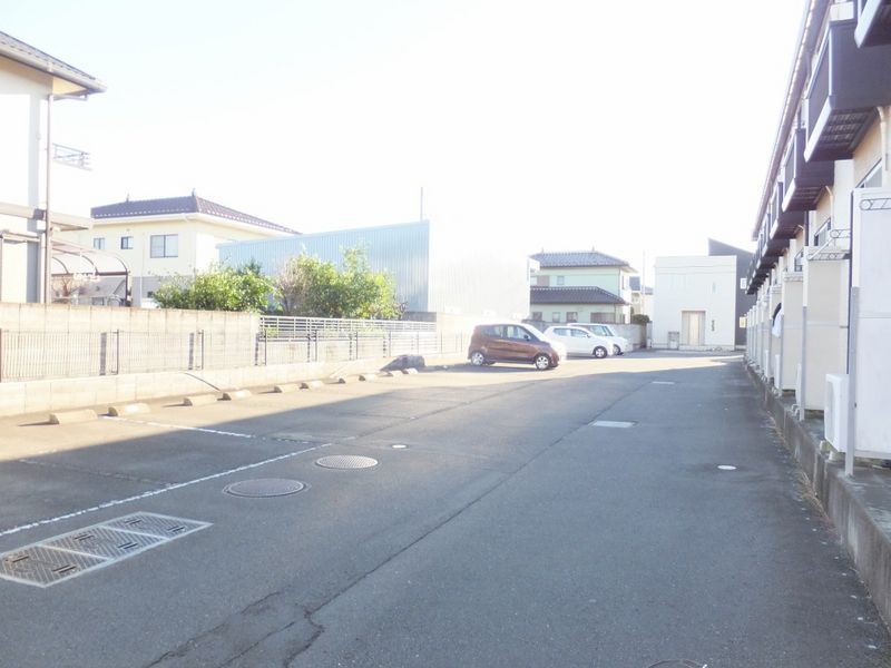 レオパレスＷｉｎｄ 駐車場