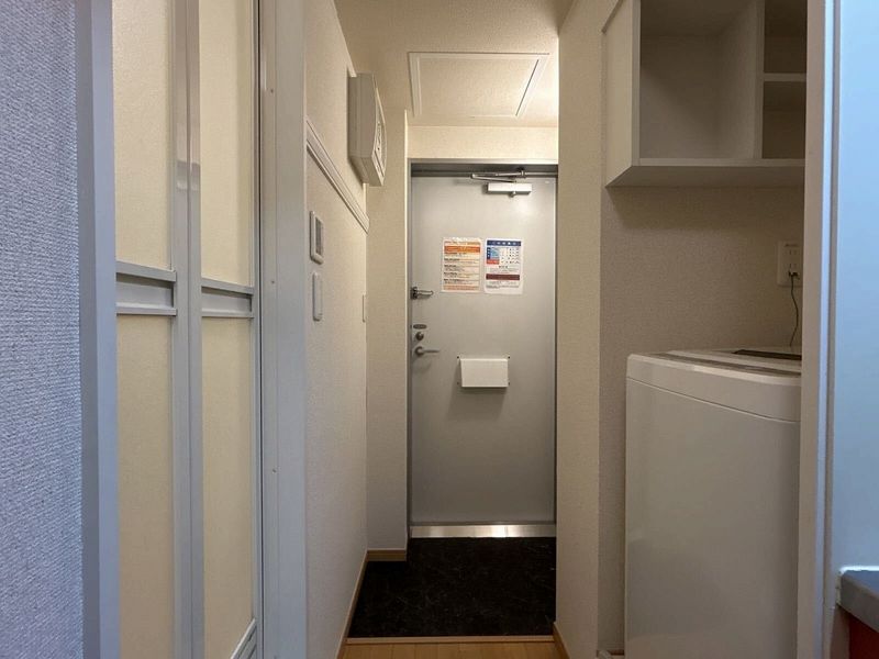 leopalace NANPEI Entrance