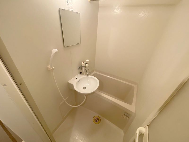 レオパレスルシェルブル金岡 風呂