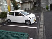 レオパレスＣａｓａ１０ 駐車場