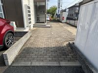 レオパレスコンフォール エントランス